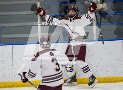 Thumbnail 2 in Goffstown vs Hanover (Brian C. Stone Memorial Christmas Tournament) photogallery.