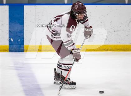 Thumbnail 1 in Goffstown vs Hanover (Brian C. Stone Memorial Christmas Tournament) photogallery.