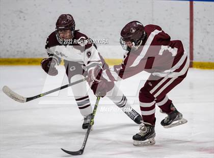 Thumbnail 2 in Goffstown vs Hanover (Brian C. Stone Memorial Christmas Tournament) photogallery.