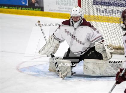 Thumbnail 1 in Goffstown vs Hanover (Brian C. Stone Memorial Christmas Tournament) photogallery.