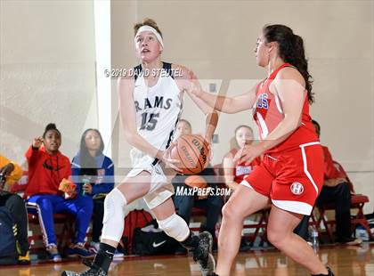 Thumbnail 2 in Highlands vs. Casa Roble (Viking Classic) photogallery.