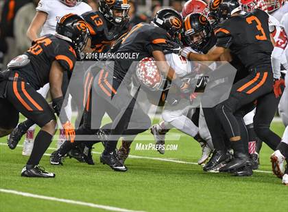 Thumbnail 3 in Sweetwater vs. Gilmer (UIL 4A Semifinal) photogallery.
