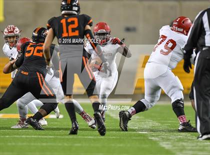 Thumbnail 1 in Sweetwater vs. Gilmer (UIL 4A Semifinal) photogallery.