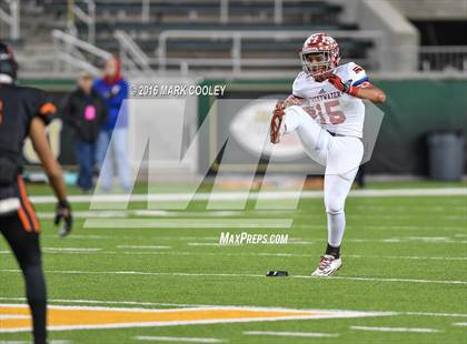 Thumbnail 1 in Sweetwater vs. Gilmer (UIL 4A Semifinal) photogallery.