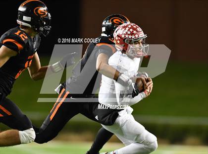 Thumbnail 2 in Sweetwater vs. Gilmer (UIL 4A Semifinal) photogallery.