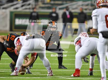 Thumbnail 3 in Sweetwater vs. Gilmer (UIL 4A Semifinal) photogallery.