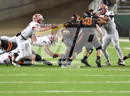 Thumbnail 2 in Sweetwater vs. Gilmer (UIL 4A Semifinal) photogallery.