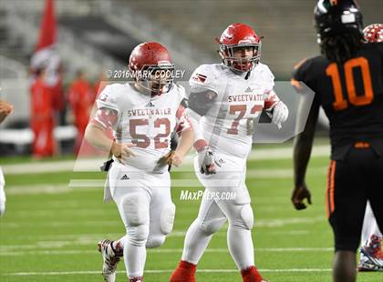Thumbnail 1 in Sweetwater vs. Gilmer (UIL 4A Semifinal) photogallery.