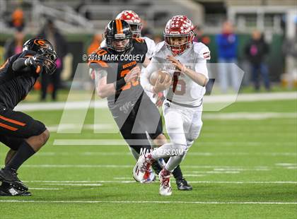 Thumbnail 3 in Sweetwater vs. Gilmer (UIL 4A Semifinal) photogallery.