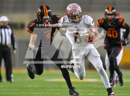Thumbnail 3 in Sweetwater vs. Gilmer (UIL 4A Semifinal) photogallery.