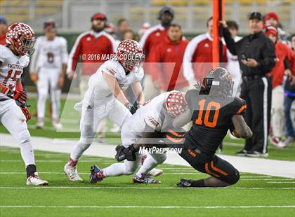 Thumbnail 2 in Sweetwater vs. Gilmer (UIL 4A Semifinal) photogallery.