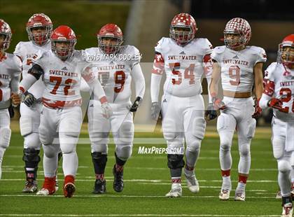 Thumbnail 3 in Sweetwater vs. Gilmer (UIL 4A Semifinal) photogallery.