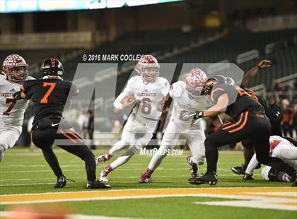 Thumbnail 2 in Sweetwater vs. Gilmer (UIL 4A Semifinal) photogallery.