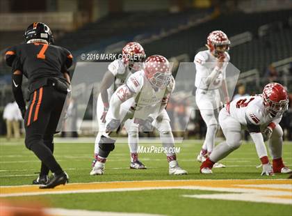 Thumbnail 2 in Sweetwater vs. Gilmer (UIL 4A Semifinal) photogallery.