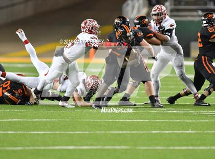 Thumbnail 1 in Sweetwater vs. Gilmer (UIL 4A Semifinal) photogallery.