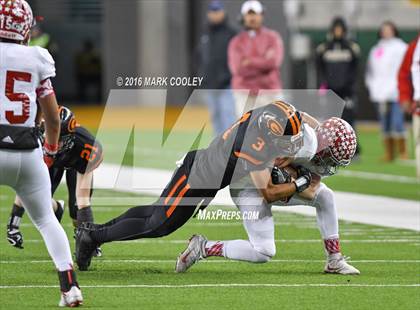 Thumbnail 3 in Sweetwater vs. Gilmer (UIL 4A Semifinal) photogallery.