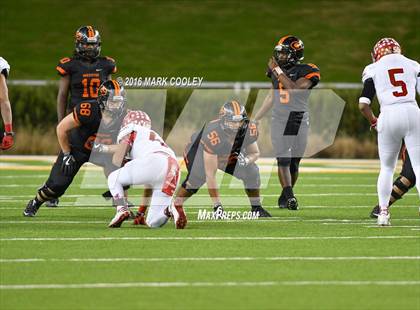 Thumbnail 3 in Sweetwater vs. Gilmer (UIL 4A Semifinal) photogallery.