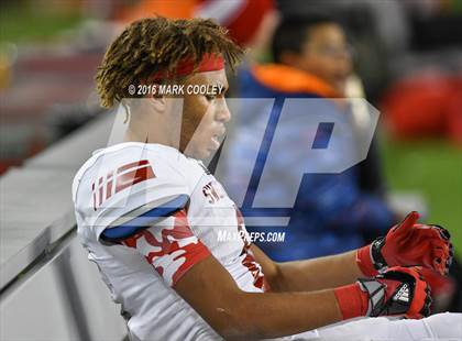Thumbnail 2 in Sweetwater vs. Gilmer (UIL 4A Semifinal) photogallery.