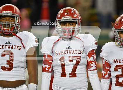 Thumbnail 2 in Sweetwater vs. Gilmer (UIL 4A Semifinal) photogallery.