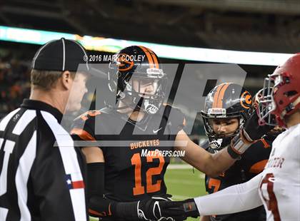 Thumbnail 2 in Sweetwater vs. Gilmer (UIL 4A Semifinal) photogallery.