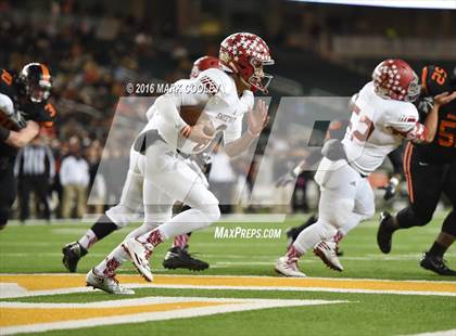 Thumbnail 3 in Sweetwater vs. Gilmer (UIL 4A Semifinal) photogallery.