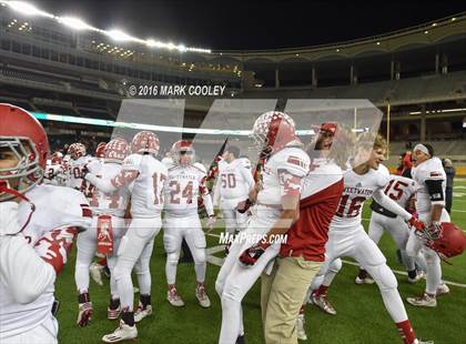 Thumbnail 1 in Sweetwater vs. Gilmer (UIL 4A Semifinal) photogallery.