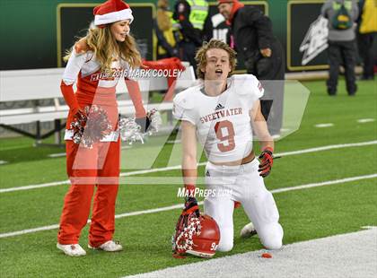 Thumbnail 2 in Sweetwater vs. Gilmer (UIL 4A Semifinal) photogallery.