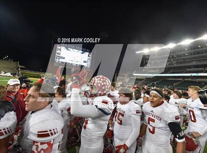 Thumbnail 1 in Sweetwater vs. Gilmer (UIL 4A Semifinal) photogallery.