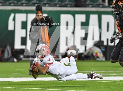 Thumbnail 1 in Sweetwater vs. Gilmer (UIL 4A Semifinal) photogallery.