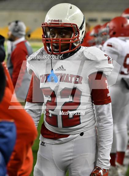 Thumbnail 2 in Sweetwater vs. Gilmer (UIL 4A Semifinal) photogallery.