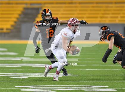 Thumbnail 3 in Sweetwater vs. Gilmer (UIL 4A Semifinal) photogallery.