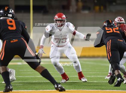 Thumbnail 1 in Sweetwater vs. Gilmer (UIL 4A Semifinal) photogallery.