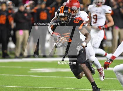 Thumbnail 3 in Sweetwater vs. Gilmer (UIL 4A Semifinal) photogallery.