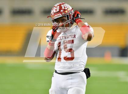 Thumbnail 1 in Sweetwater vs. Gilmer (UIL 4A Semifinal) photogallery.
