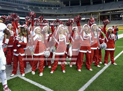 Thumbnail 3 in Sweetwater vs. Gilmer (UIL 4A Semifinal) photogallery.