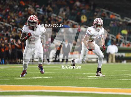 Thumbnail 2 in Sweetwater vs. Gilmer (UIL 4A Semifinal) photogallery.