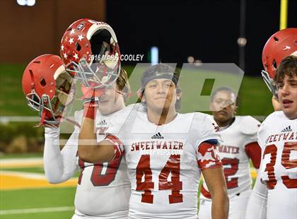 Thumbnail 2 in Sweetwater vs. Gilmer (UIL 4A Semifinal) photogallery.