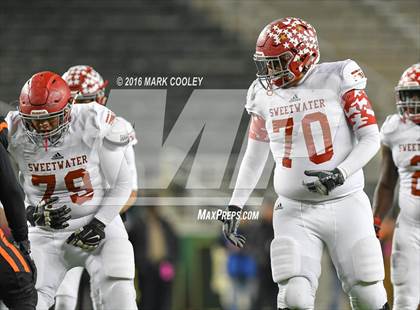 Thumbnail 1 in Sweetwater vs. Gilmer (UIL 4A Semifinal) photogallery.
