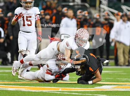 Thumbnail 3 in Sweetwater vs. Gilmer (UIL 4A Semifinal) photogallery.