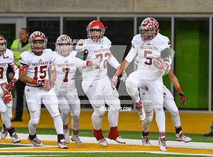 Thumbnail 2 in Sweetwater vs. Gilmer (UIL 4A Semifinal) photogallery.
