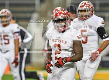 Thumbnail 1 in Sweetwater vs. Gilmer (UIL 4A Semifinal) photogallery.