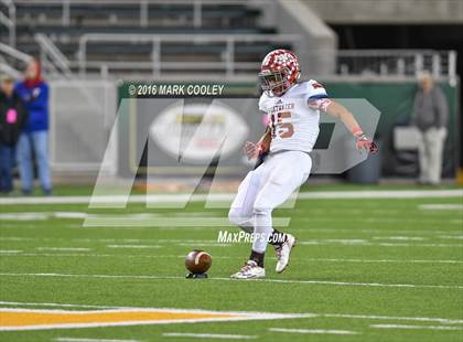 Thumbnail 2 in Sweetwater vs. Gilmer (UIL 4A Semifinal) photogallery.