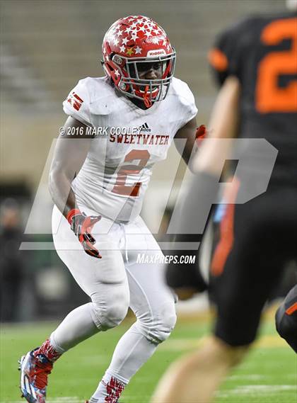 Thumbnail 3 in Sweetwater vs. Gilmer (UIL 4A Semifinal) photogallery.