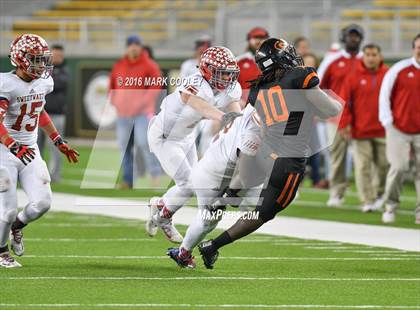 Thumbnail 3 in Sweetwater vs. Gilmer (UIL 4A Semifinal) photogallery.