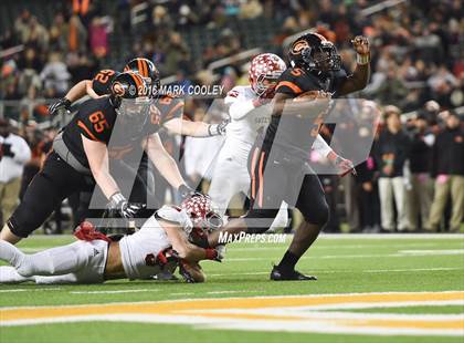 Thumbnail 1 in Sweetwater vs. Gilmer (UIL 4A Semifinal) photogallery.