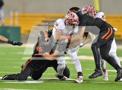 Thumbnail 2 in Sweetwater vs. Gilmer (UIL 4A Semifinal) photogallery.