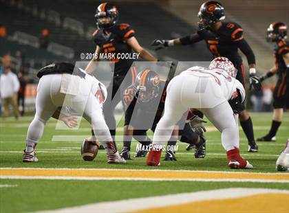 Thumbnail 3 in Sweetwater vs. Gilmer (UIL 4A Semifinal) photogallery.