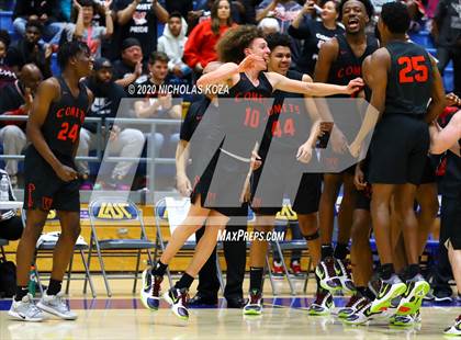 Thumbnail 2 in Westchester vs. Fairfax (CIF LAC Open Finals) photogallery.