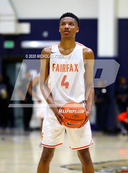 Thumbnail 3 in Westchester vs. Fairfax (CIF LAC Open Finals) photogallery.