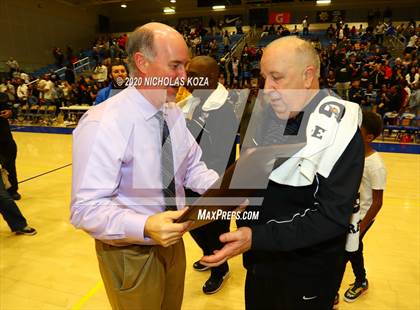 Thumbnail 1 in Westchester vs. Fairfax (CIF LAC Open Finals) photogallery.